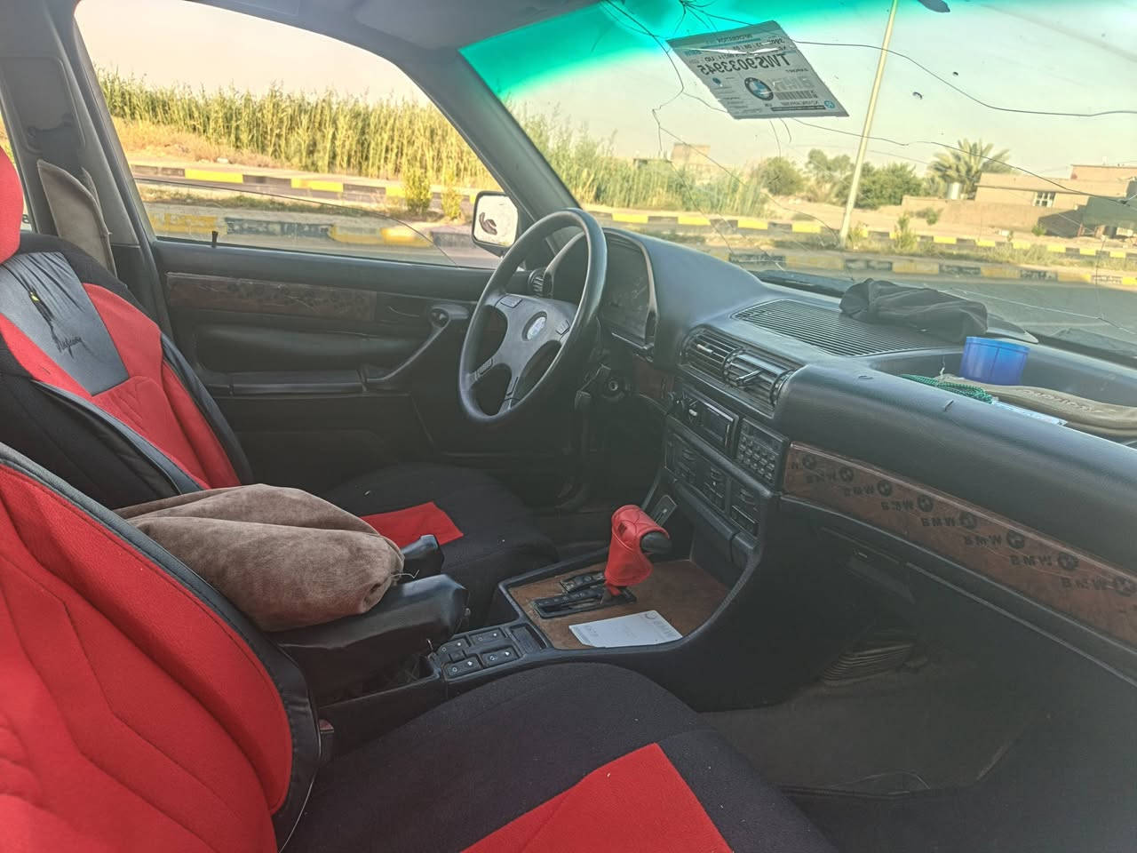 بي ام 735 كير و محرك نضيف جدا السياره كدام العين مكانها الكياره وكاله عامه بأسمي للتواصل ***********
سعرها 19 ورقه
