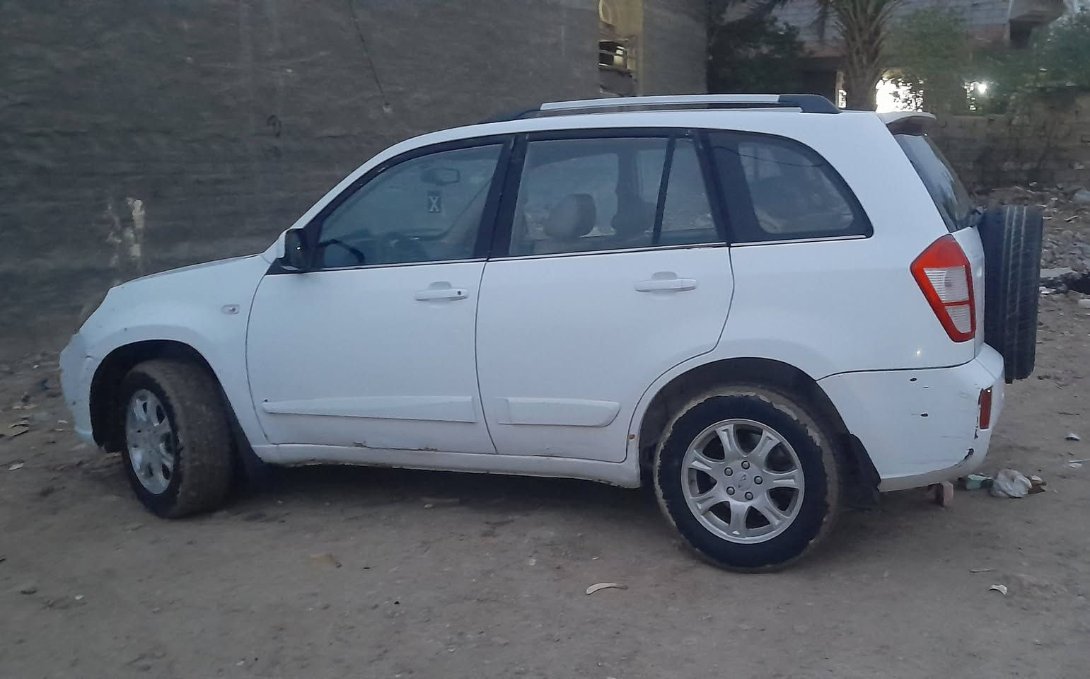 تيكو 13 انبار للبيع جاهزه وضع الشركه السعر 42 
***********4 مكانه اليوسفيه
