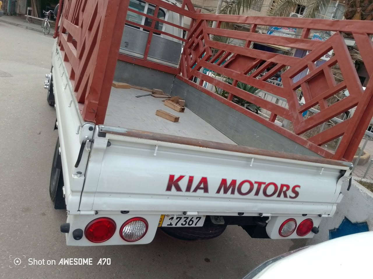 كيا فحل موديل 2016 رقم بغداد
السيارة مكفوله كفاله عامه
تدفئه تبريد كله شغال
محرك مفتوح السيارة نضيفه

العنوان بغداد الكريعات 
السعر 135 وبيها مجال بسيط
رقم الهاتف *********** ابو امير
