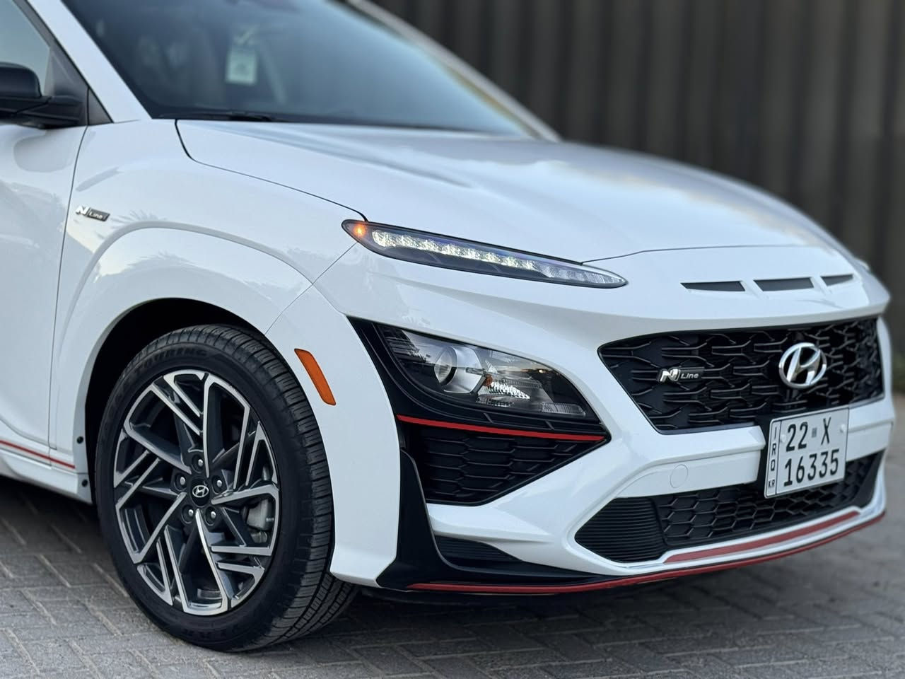 سلام عليكم  
للبيع او امراوس حسب القناعه 

كونا من العيار الثقيل الفريده بمحركها 1600 تيربو   🚀  السياره N LINE 

لونها ابيض المميز   

فول مواصفات  عدى الفتحه موديل 2022 
حادث ضرر بابين خفيف جدا 
بدون ايرباك كلها سليمه 

و قطعتين بخ امريكا 

 

مواصفات 
بصمة ترحيب + تشغيل 
تشغيل عن بعد 

كأمره  دواره 
شاشه من الحجم الكبير 
شفتات سرعه 
انضمة قياده سبورت م  بانوع متعدده
سستم سماعات 🔊  
 سبايدرات على جميع جهات السياره nlian
اشاير بالمري 
كشافات 
لد امامي وخلفي 
كشنات حضن + كنتاره  مختم N 

تدفئة كشنات 

ويل كم اسود كروم 
 
مكابح مختمه n 
رادارات جانبيه واماميه 
محدد مسار
قياده ذاتيه 

 
  

  
السعر.157  ورقه 
 
للاستفسار واتساب او اتصال
***********

***********
