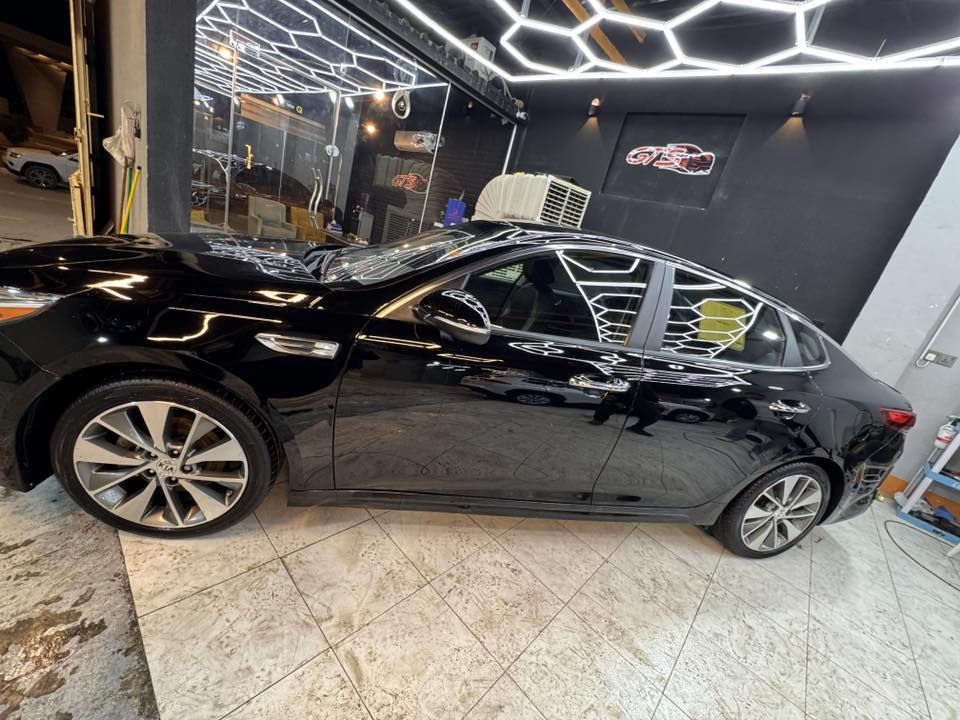 سلام وعليكم اًوبتما ١٩ فول مواصفات S
رقم سليمانيه تحويل  اوكاله عامه 
قطعتين صبغ بدون دواخل
گير مكينه حداديه كفاله 
موصفات 
بصمه تشغيل 
بصمه ابواب
يدات ترحيب
قياده ذاتيه 
تحديد مسار 
توقف ذاتي 
شاشه جبيره 
كامره دواره 
لايت امامي لد 
الخلفي لد 
حساسات اماميه وخلفيه
كشن كهرباء 
كشنات جلد 
سياره جاهزه على اخر حبايه 

غير متواجد عل فيس
***********
السعر 130  وبيه مجال بسيط 
مكان كربلاء
