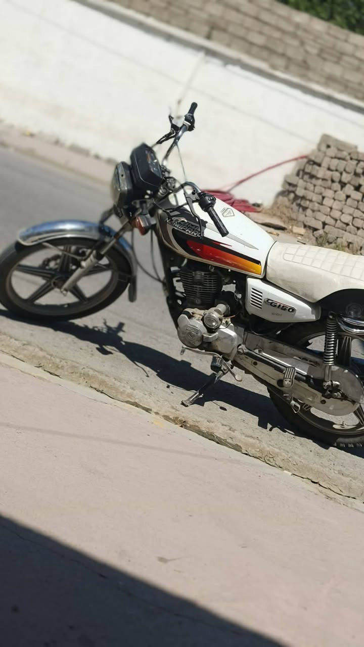 سلام عليكم موطور البيع سيفان باب أول وزن ثقيل موديل 20 كلشي شغل شرط نكره سلف موطور معيزو بس غسله 😁 السعر 400 بي مجال شي غليل حك جيتك شراي انتصل عل رقم جنوب الموصل حمام العليل ‏ ‏‪+964 776 936 3418‬‏


**إذا كنت صاحب هذا الإعلان وتريد حذفه لأي سبب، رجاءا أرسل رسالة إلى الدعم الفني**