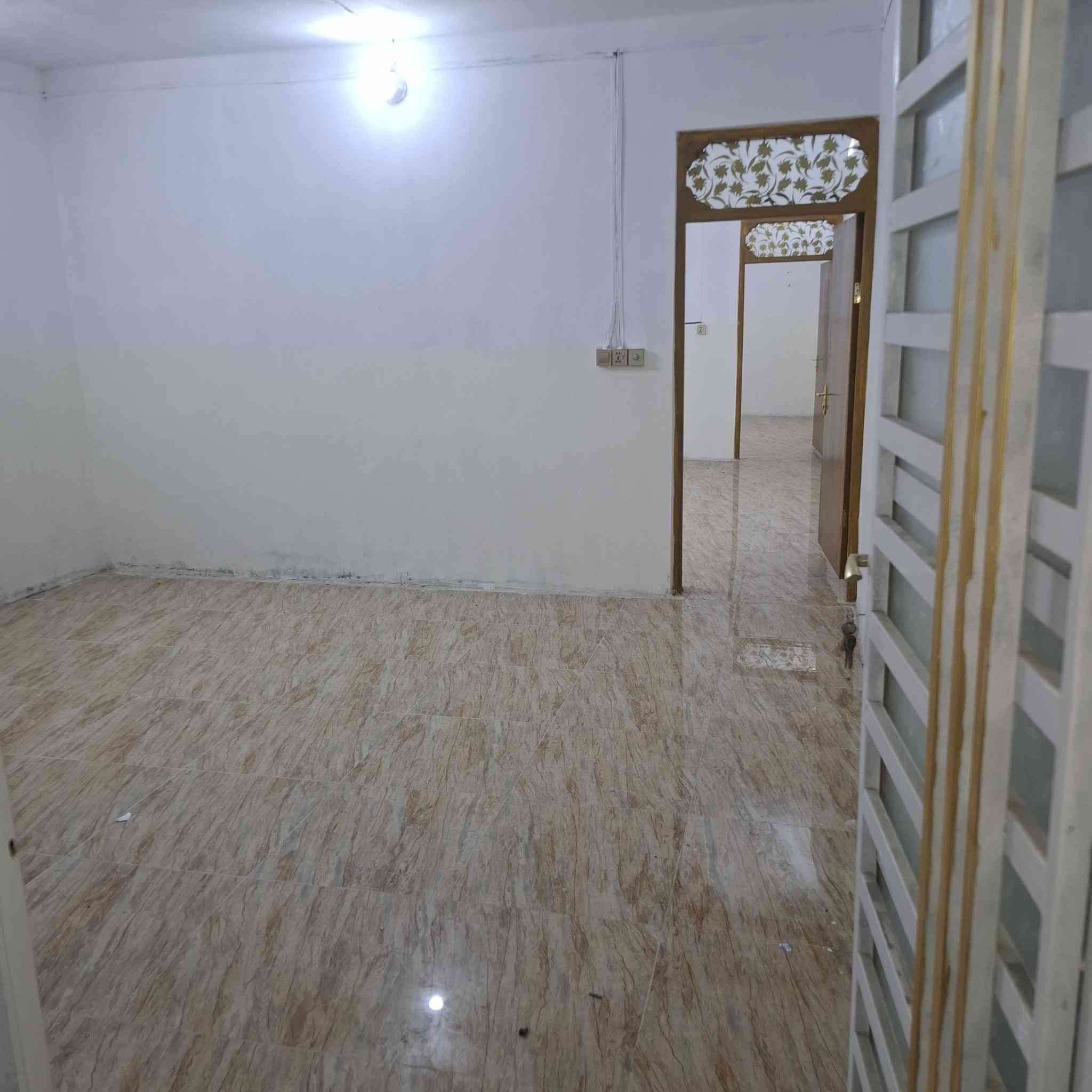 سلام عليكم شقه، الااجار، بل، سهله، بشارع، معمل، دبس، ***********
