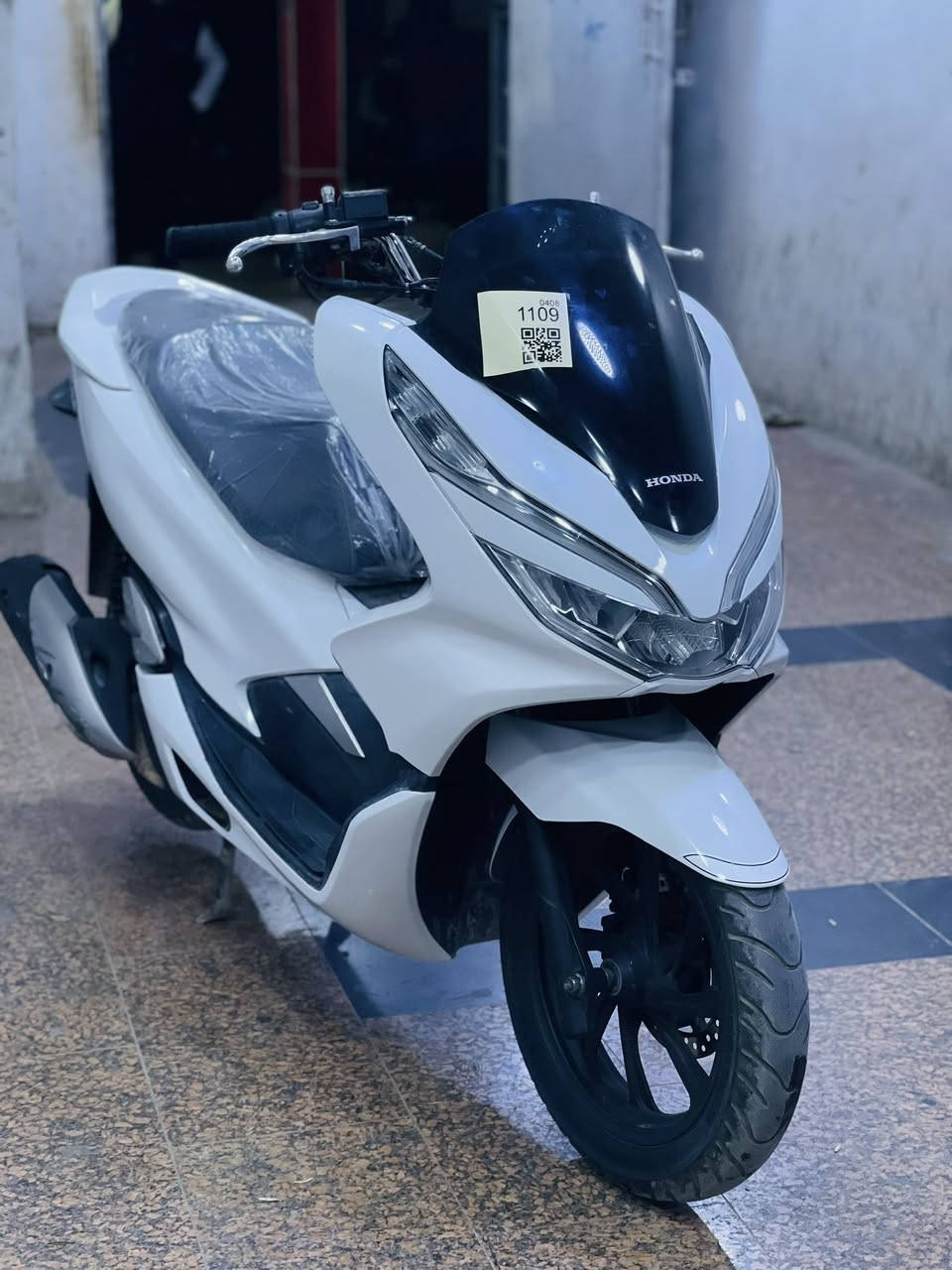 السلام عليكم
جيل ثالث2020  PCX

وارد كوري

كفاله عامة

اللون ابيض  صدفي  شذرة

حساس ازدحام

استان كهربائي

تدفئه يدات

المكان بغداد المعامل   حي النصر

للاستفسار ***********  متواجد واتساب
