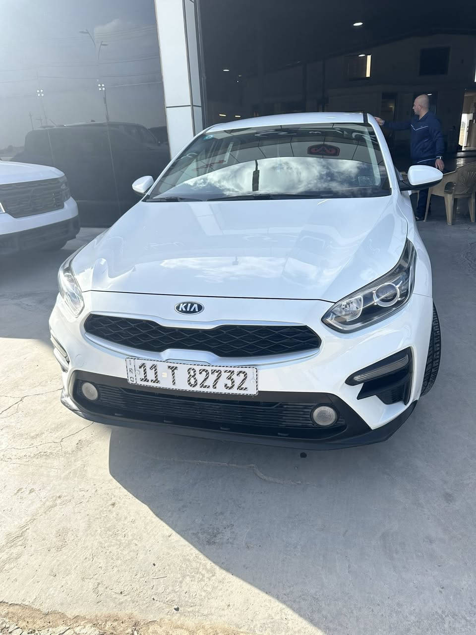 كيا سيراتو 2020 خليجي مكفوله من الضرر والصبغ فقط بارد بيها سونار بيها ماشيه 115 حقيقي نص مواصفات عاديه للمراوس اونقدا مكينه 1600 كفاله كير مكينه صدر كله جديد مكان بغداد او ديالى للمراوس اونقدا *********** ديالى جديده الشط
