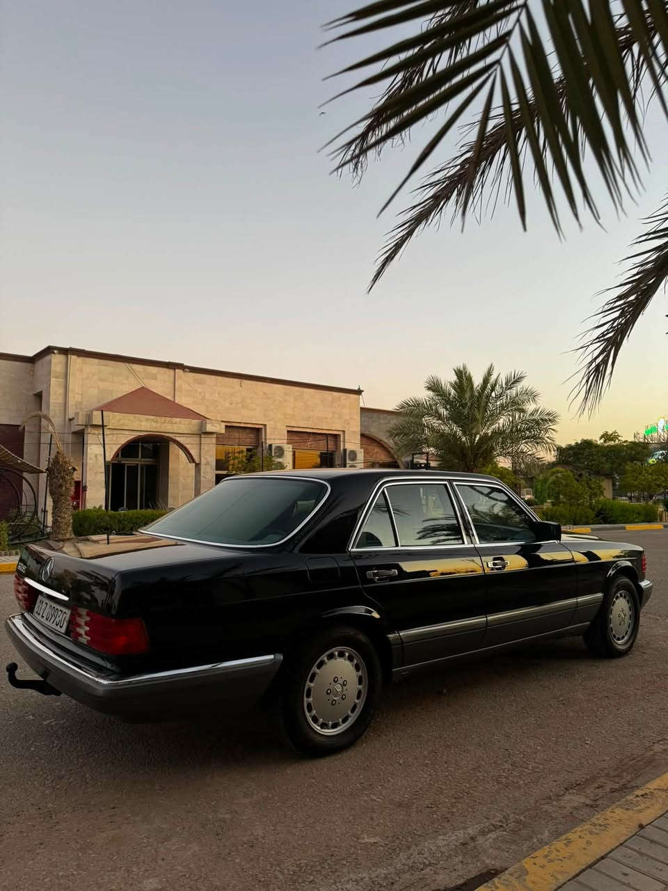 فقط للبيع.💪W126🧿300se 🇩🇪 وارد خليجي  أصل 🔥💥🔥
اللّهــمـ صـــــل علــى محـمــــد💎
                                  
فخامه للبيع  واحد من أجدد رئاسي 
في العراق تحفه بمعني كلمه
حجم (300se) فول مواصفات باب  قصير بلادي لون  أسود  وارد خليجي  موديل1990 بلادي رقم بغداد انگليزي.
1-كروز سرعة.
2-دبل هورن دبل فیتبمب. 
3-أريل كهرباء. 
4-سلايت طكتين .
5-برده كهرباء.
6-كشنات كهرباء .
7-دركة ستيرن أرباك و كهرباء. 
8-جام بيبان 4كهرباء .
9-غرفة مخمل رصاصي  و صاجات مشطب بلاد.
10-فخامه ماشيه 150 الف 
حقيقي 🔥 بشرط.
بردات خلفية بلاد 

-اثنين سيوجات شركه ويا جلد سويج شركة بلادي
وأتساب او اتصال 
*********** مكاني نجف
