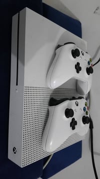 اكس بوكس ون اس ذاكره نص تيره بي 12لعبه من ضمنهن فورزه5 وركت ليگ وجي تي...