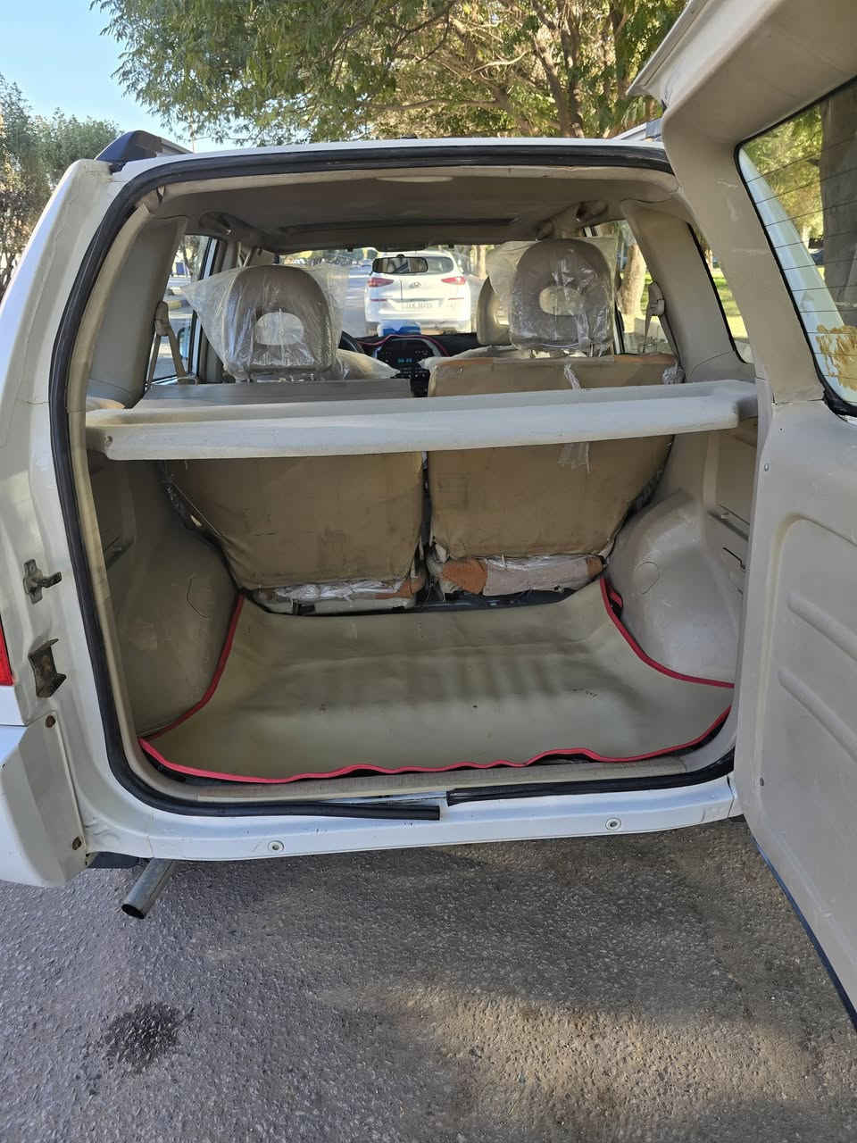 السلام عليكم تيكو موديل 11رقم بابل دولي
حداديه مع تبديل بور مع تبديل دهن كير مع ادمه منظومه بانزين كله جديد  قبل سبوع مبدلهم  سياره بدون ظربه  بيه فقط تلحيظات مال خياسات  مكاني كربلاء تبريد شغال كهربائيات كله شغاله  شادلها  شاشه سياره مال بيت جناي بل عافيه علي ياخذه اللبيع الغرض البناء 
سعر 55 بيها مجال ***********
