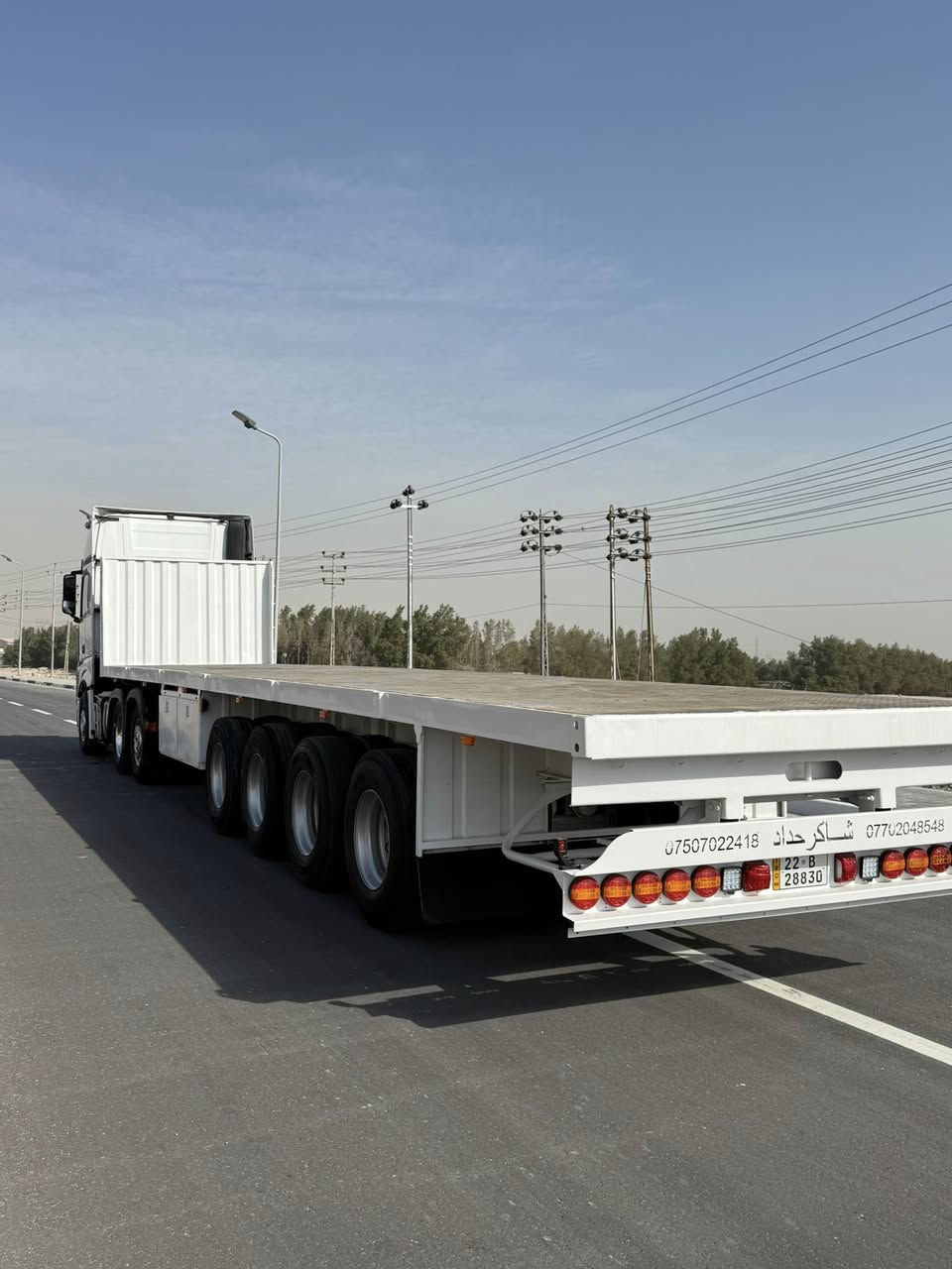 السلام عليكم للبيع سياره اكتروس وحش 2013 راس بلادي سقف عالي حجم 51 مكفوله سنويه جديده تحويل وباقي التفاصيل بل فيديو السعر 6 شدات ***********
