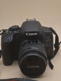 كانون 850D • عدسة 18-55 • نضافه ١٠٠٪