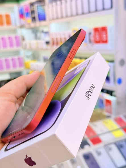 ايفون 14بلاس ذاكره 128بطاريه 96‎%‎جهاز اخو جديد زلغ واحد مابي وتر بروف جهاز بمعنه كلامه نضيف هوه جديد سوه نموذج Mاصلي جهاز اي اسم كارت ملحقات كامله ضمان 5ايام من مركز 
سعر 450الف قفله من الاخير 
بغداد البياع شارع عشرين مكتب ماستر 
***********
