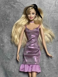 باربي • متوفره