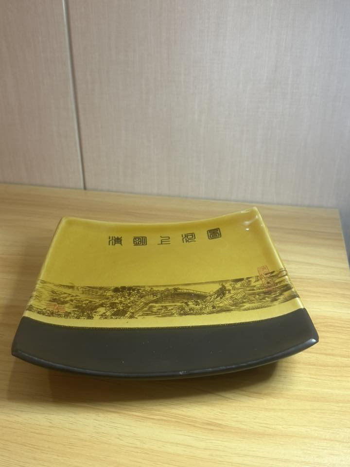 السلام عليكم
يتوفر فرفوري بايركس ملون 
كوابة وفناجين 
مواعين حلاوة ومناسف
طوس مرك 
اشكال والوان منوعة 
يتوفر توصيل لكل العراق
تواصل خاص


**إذا كنت صاحب هذا الإعلان وتريد حذفه لأي سبب، رجاءا أرسل رسالة إلى الدعم الفني**