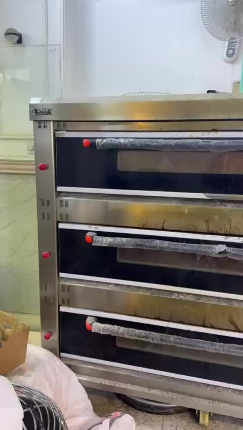 السلام عليكم فرن للبيع مشتغل 40 يوم فقط طاحونه جديده مكانهن ناصريه الشطره
***********
