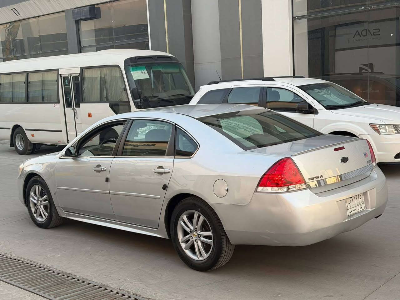 السعر 58 $$
امبالا 2010 محرك 3500 بيه اثر تبخير كير اوتوماتيك جامات كهرب ويل كب وطخم تايرات جديد كامره خلفيه صبغ 4 قطع سياره جاهزه رقم نينوى الماني مشروع وطني شرط التحويل السعر 58  $$ للاستفسار ***********
***********
