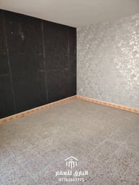 الكرادة جسر الربيعي • ٢٠٠م • ٤غرف