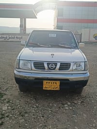 نيسان بيكاب • ٢٠٠٢ • السليمانية