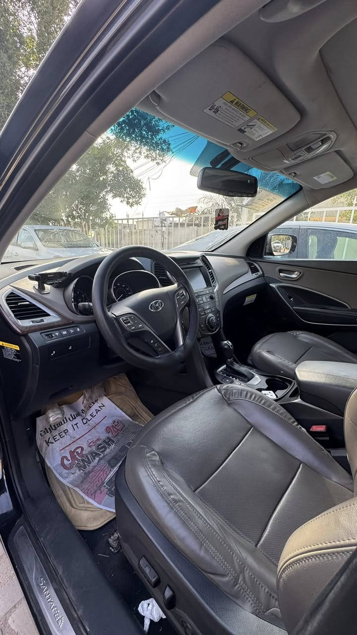 سنتافي 2018 لمتد فول مواصفات 4 كامرات
لون اسود رقم اربيل ماشيه 72 الف فقط 
بصمه و بانوراما 
كشنات جلد و تدفئه و تبريد 
جنطة كهرباء 
سستم صوت 
كشنات ميمري 
حساسات خلفيه 
شاشه كبيره 
محرك 4 سلندر 2400 
السياره جاهزه ما ناقصه شي فقط شريط استيرن التحكمات واكفه و الباقي كله شغال

صور الحادث و سونار موجوده بالمنشور 

مكاني حي الجامعة 
***********
السعر 158
