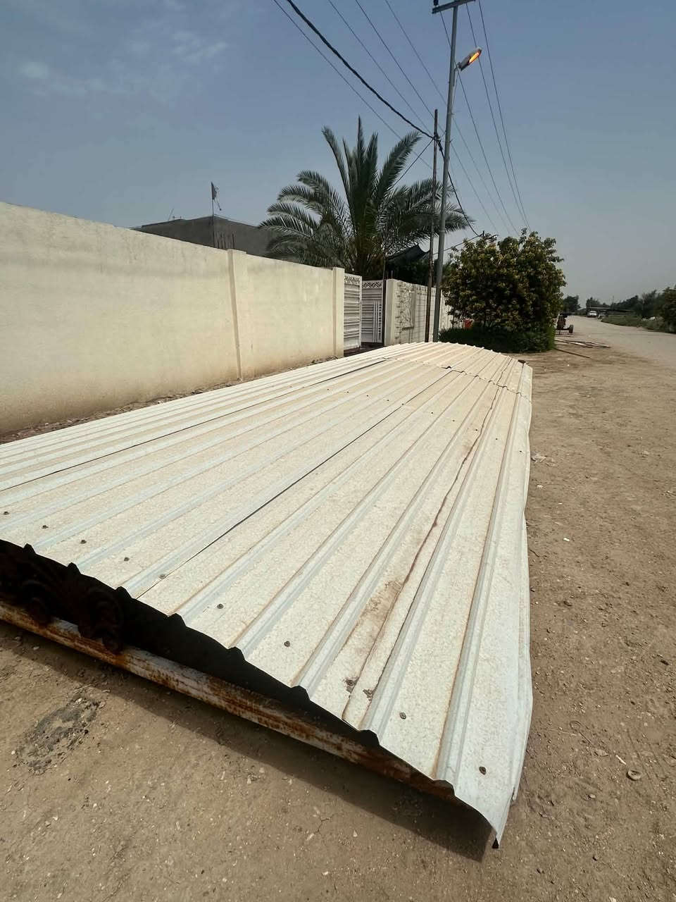 سقيفه للبيع 10 امتار ونص هاي وياه البواري مالت التثبيت كامله 350 قفل المكان ابو غرق


**إذا كنت صاحب هذا الإعلان وتريد حذفه لأي سبب، رجاءا أرسل رسالة إلى الدعم الفني**