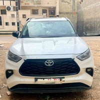 هايلندر ٢٠٢٤ • محرك ٢٥٠٠ هايبرد • ضمان ٨ سنين بطارية