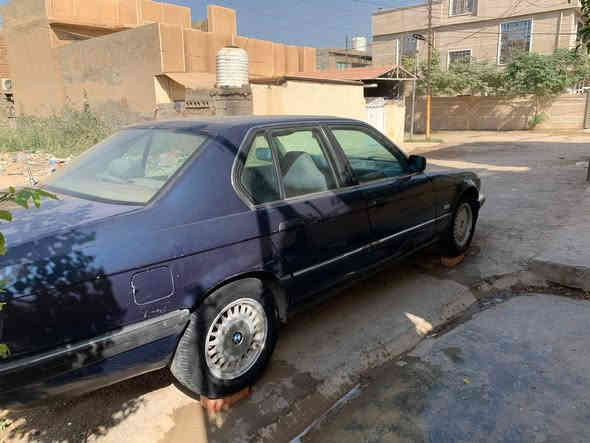 السلام عليكم للبيع بي ام 750اصل عليها مكينه وكير 35 سيارة كاملة مابيها اي نقص كهربائيات كاملة سنويه بسمي مكان ديالئ بعقوبة ***********
