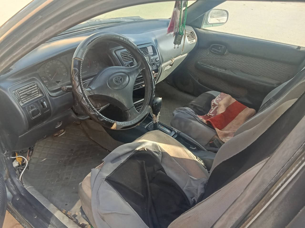 السلام عليكم كورله بسمي رقم انكليزي 1993 مكينه وكير جاهازات تخم تاير باتري جديد كهربائيات نقص السعر ب48ورقه وبيه مجال مكاني ديوانيه ***********
