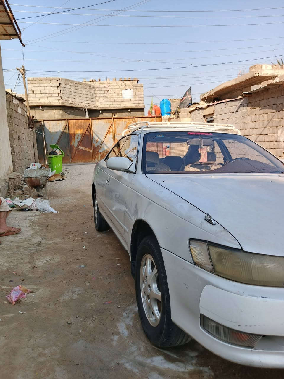 سلام عليكم سياره مارك نفخ. مكفوله من كصه ونقل.  والعيب الشرعي  سنويه ل28مكينه وكير  2500. كفاله. كير ومكينه  وحداديه  وتبريد. وتخم تأير  سياره جاهزه  من كلشي  غرفة جديده العنوان ابو الخصيب  السعر 72 رقم الهاتف ***********
