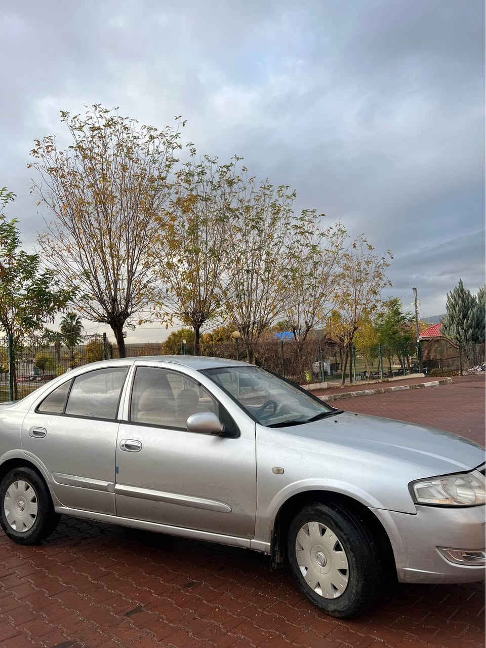 نيسان سني  2011
گير توماتيك 
كير مكينه شه رت
 جملغ سبوخ  دگه ل بولند و دركا 
رقم سنوي جديد 
تحويل وكاله شه رت 
***********
سعر فول مناسب تلفون بكه اكر, نينوى
