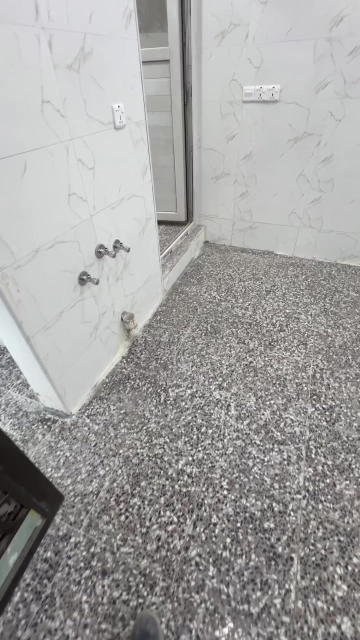 مكتب ياسر الزبيدي
شقة حديثة للإيجار  120 م

تحتوي غرفتين. صالة. خدمات. 
الموقع. القاهرة. مقابيل حسينية ال البيت
***********
