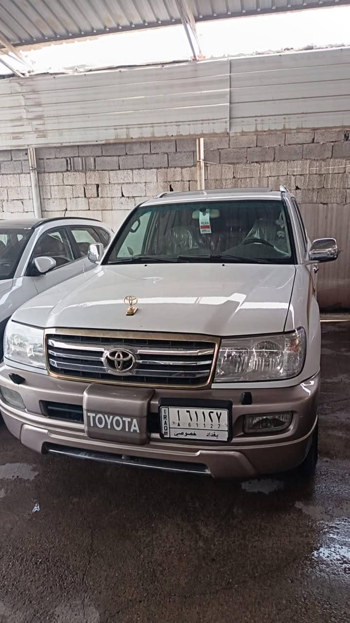 سلام عليكم للبيع مونيكا موديل 2006 السياره.بريمي اصلي  كشنات جلد فتحه سلايد كشنات كهرباء ثلاجه  السونار مرفق بصور  السعر 220 وبيه مجال بصيط الاتصال *********** مكان ديالى بعقوبه
