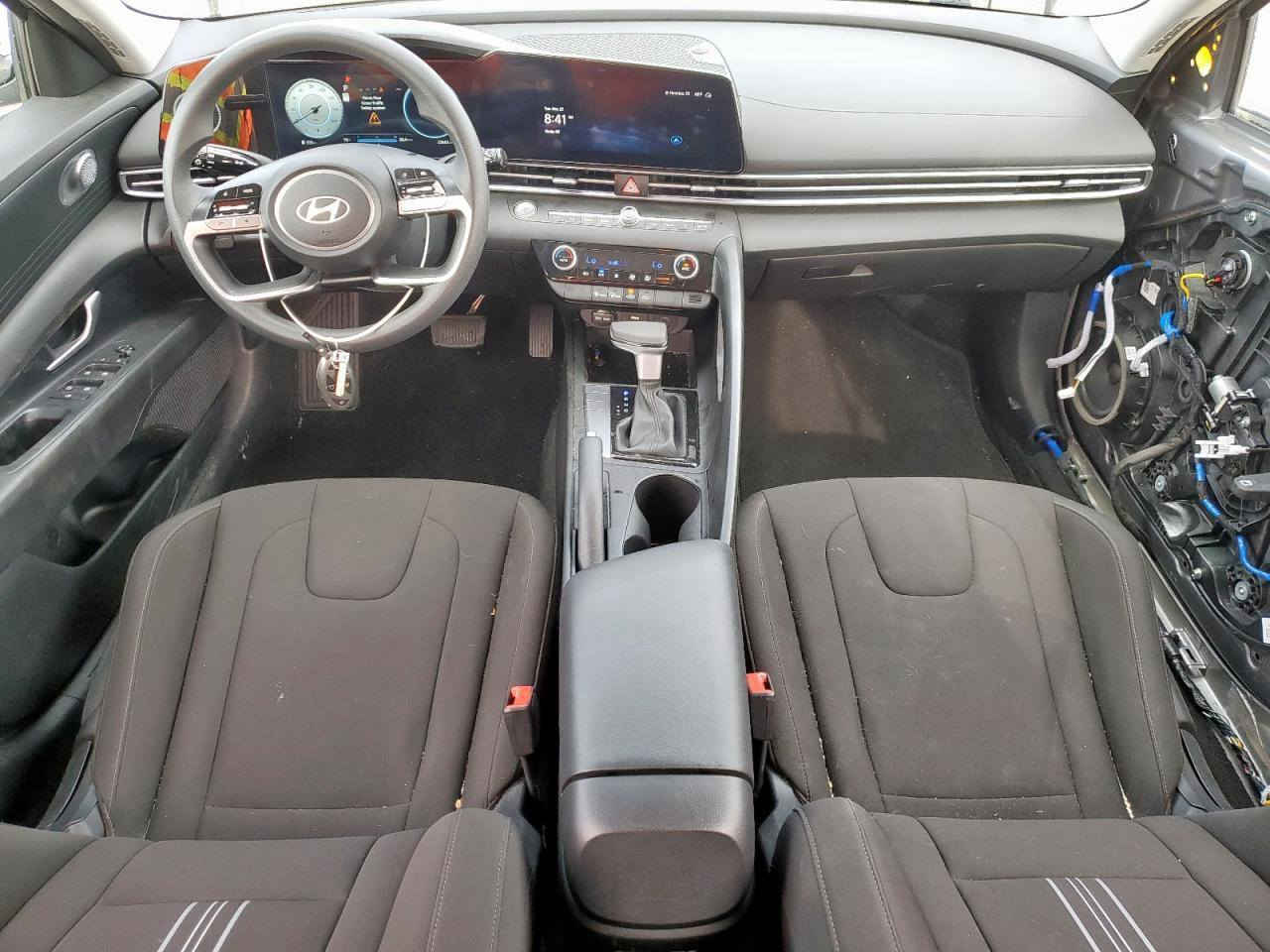 السلام عليكم النترا 2024  رقم بغداد جديد الحادث جدا بسيط صبغ نص باب وهلال الجاملغ بدون ايرباك نص فول شاشه متصله بصمه ماشيه ٢٥ سياره جديدة على وضع الشركه بغداد الدوره *********** بغداد, العراق
