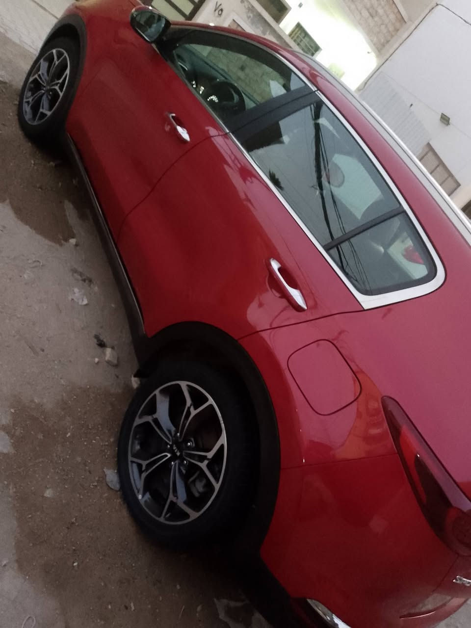 سلام عليكم سبورتج جي تي لاين بغداد باسمي رقم دولي خليجي ضمان الدولية ماشية50 الف واشوية كم قابلة للزيادة مكفولة من صبغ فقط بارد اربع أصابع بالجنطة ورصعات قليلة جهة اليسار مكفول محرك كير صدر تبريد داخل جلد بانوراما حساسات بصمة تشغيل عن بعد صندوق كهرباء رادارات كراسي كهرباء الأمامية مقاعد جلد فول تحكمات وغيرها من مواصفات ال جي تي المعروفة اريدها 208ورقة وبيها مجال قليل للاتصال *********** موجودة بالكريعات
