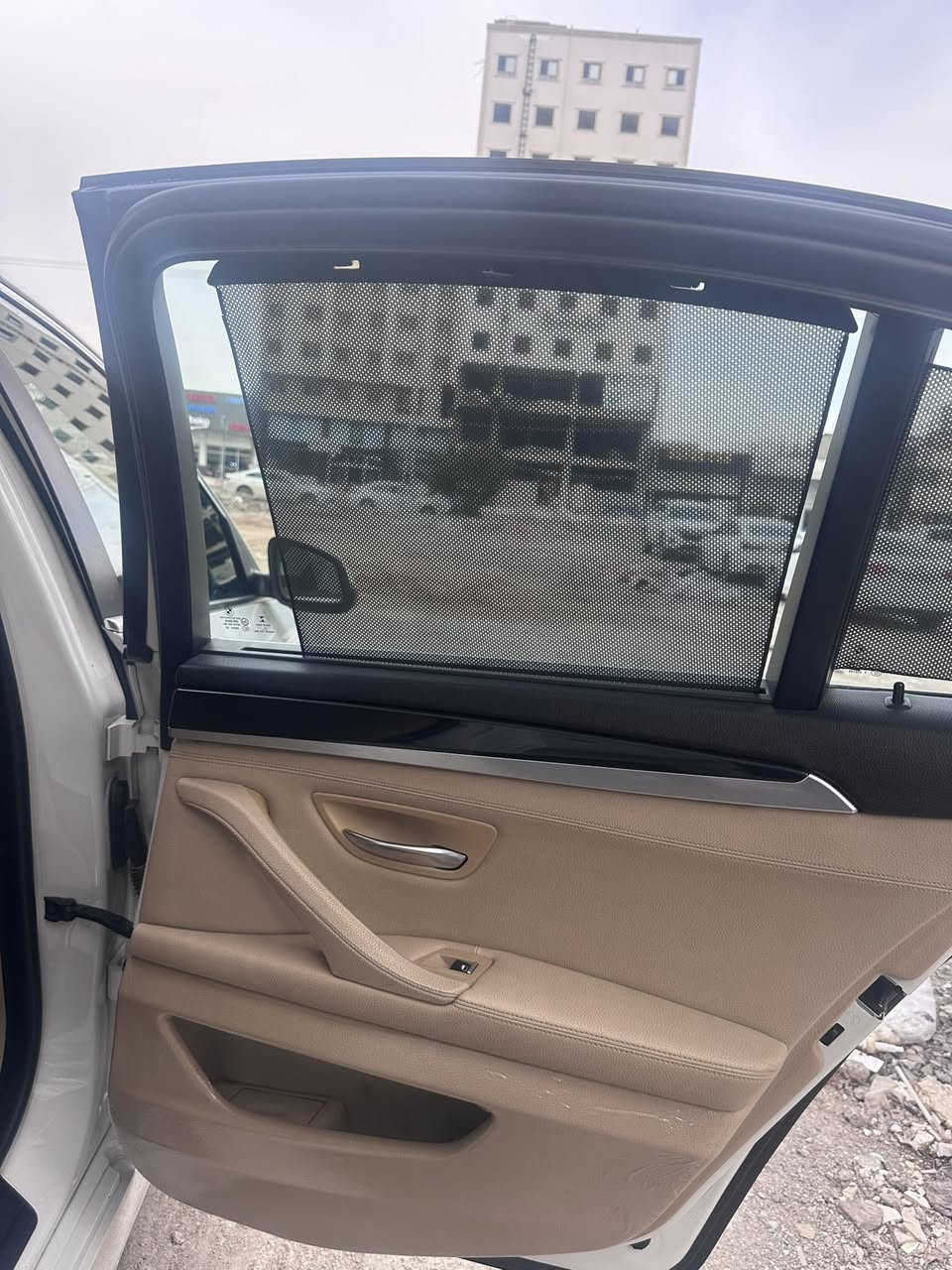 BMW 520i 2014 Sharika orush Clean Title 185$
***********
