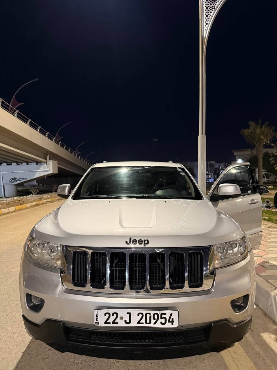 للبيع او مراوس حسب قناعة 
جيب 🇺🇸لاريدو 2011 🇺🇸
استخدام شخصي 🇺🇸
بجم كبس 🇺🇸خلفي كبس 🇺🇸ضرره باب وجامرلغ خلفي 
رقم اربيل جديد بسمي شرط تحويل ثاني يوم سنويه جديد لحد 2031 🇺🇸هزّه جديد 2027
 صدر امامي خلفي جديد دبلات جديد ترايك وين متريد 
تبريد ثلج ❄️ تدفئة شغالة 
(بيه جامرلغ خلفي وباب خلفي جه سكن وباب خلفي سايق انشخط صبغته نص جوة تريشة يعني قطعتين ونص بدون دواخل بدون ايرباك )
مكان سياره كركوك 
سعر 152 
للاستفسار *********** كركوك, العراق
