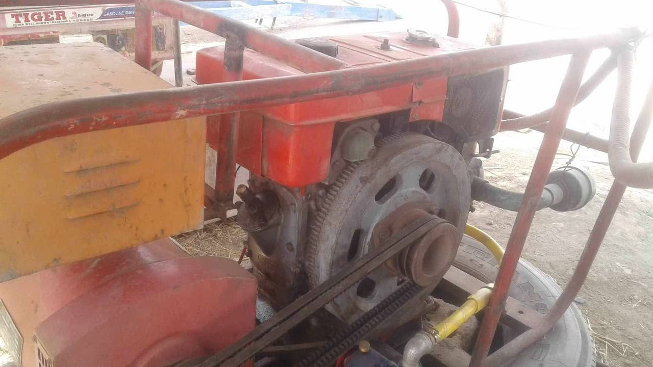 السلام عليكم/عندي مولده فيتناميه واحد بستم 23حصان عليها داينمو 12اونص حصان بحاله جيد حاويه للبيع او هاذ رقمي ***********
