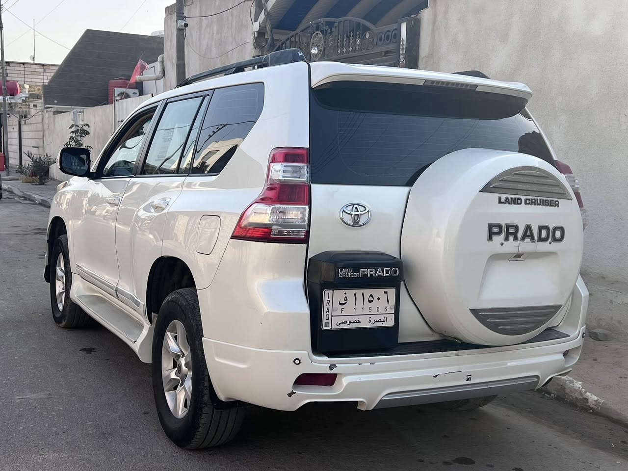 سلام عليكم من رخصه لادمن برادو 2010 محدث2015رقم بصره تحويل ثاني يوم
دواخل شامو حداديه جديده تخم تايرات شاشه 7راكب تبريد 6 قطع مركزي كلشي بسياره شغال اي عطل ماكو ترايك لربيل مضلومه بصوره ولله بلواقع احله بهواي مكينه 2800 ملاحضه مكينه مجفته وراده سستم اكفله الك شكد متريد سياره دفع رباعي يعني ميوكف كدامه شي لايت زنون اصلي عدسه كهرباىيات كله شغاله مكاني البصره سعر 175 سعر مناسب ماكو هيج سعر 
***********
