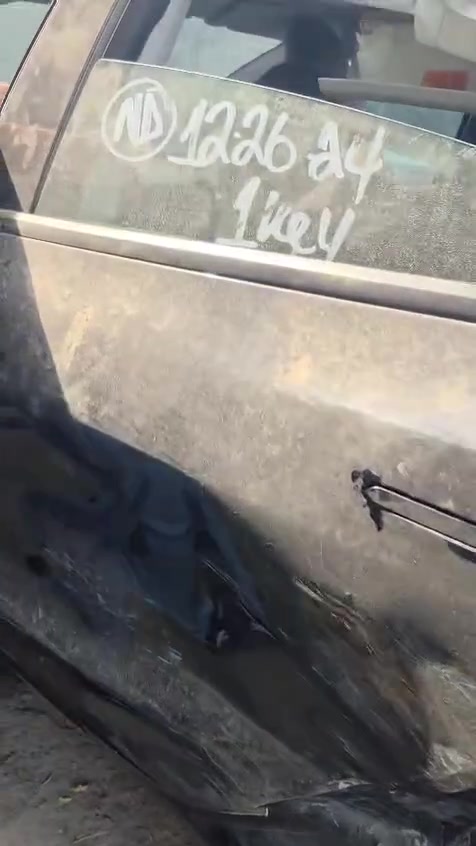 تسلا موديل 3 2023
للبيع فقط بدون مراوس 
ماشيه 30 الف كيلو قابل للزياده
تك ماطور السياره اونلاين محدثه اخر تحديث
حادثها جاملغ خلف السايق والباب الخلفي 
الباب مبدلها نفس الون والجاملغ مصلح ومصبوغ ( فقط الجاملغ مصبوغ)
وياها شاحنه 40 امبير ماركه فيري معروفه 
رقم بغداد 
السعر 165 ومجال بسيط جدا للشراي 
للاستفسار خاص او اتصال
***********
