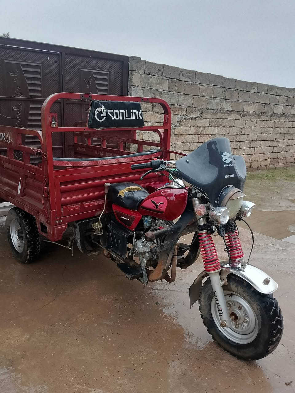 ستوته للبيع سولينك فحل
خمس ستدات شاصي ركبه شرط كهربايات شغاله مكينه نضيفه نشطه ستوته مال شغل السعر 1.150بيها مجال بسيط مكان حمام العليل الشراي يخابر ***********
