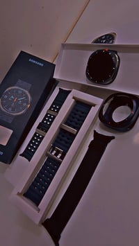 ساعة جلاكسي الترا 2025 * صندوق كامل * حالة كالجديدة * أحدث موديل 2025 ...