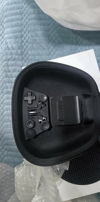 جويستك Xbox Elite 2 نظيفة كلش عيبها بس جلدها يريد يوكع رايدها ب75 مع ا...