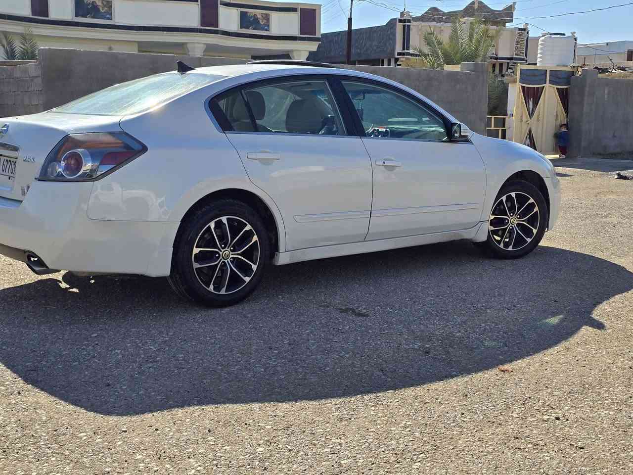 نيسان التما خليجي 
2008  رقم بغداد ألماني 
محرك 4  /كير براد بلاد 
سياره فول تنته تحكم ستيرن 
 تبريد ثلج 
سياره بيه رش أقل الحزام ابيعك حزام 
بدون اي ضرر خارجي او داخلي 
صدر كير محرك كفاله عامه 
تحويل ثاني يوم بسمي سياره  
مكاني ديالى المقدادية 
السعر 95 
***********
