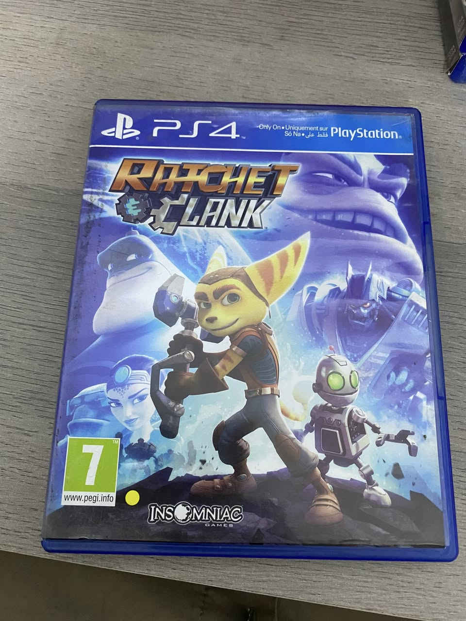 ‏سلام عليكم اقراص بلي فور مستعملة نصيفات كلش عنواني بغداد توصيل موجود لكل محافظات العراق
فيفا 15 ب١٠
راجت ب٢٠ عربي
گود اوف وار ب19
الثلاثية مال انچارتد ب20
گوست ريكون ب20عربي 
مارڤل. افينجرز ب18
انتل داون عربية ب20عربي
للتواصل 
واتساب ***********
انستا uv.p2
