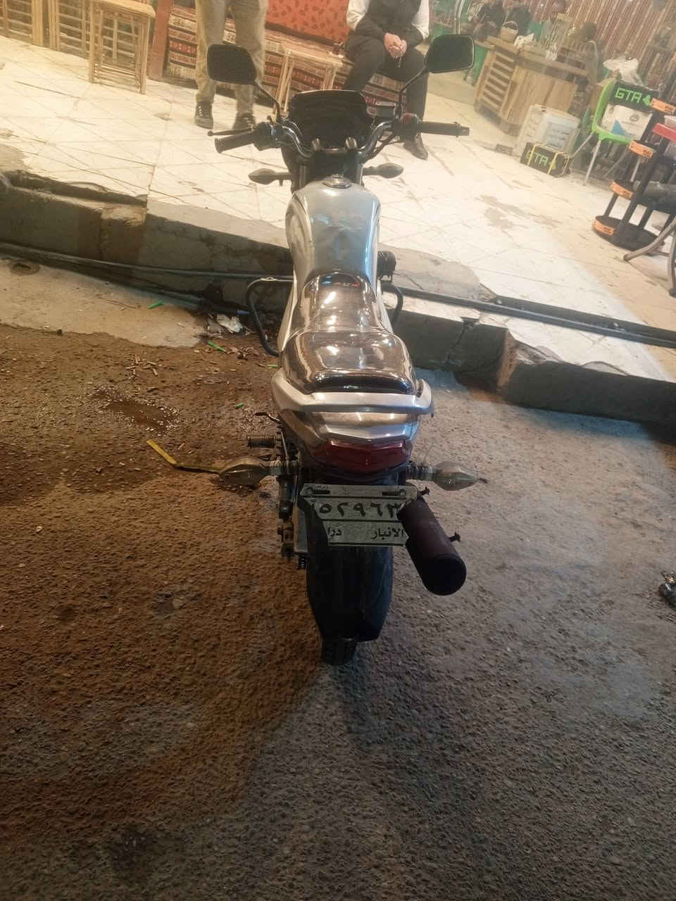 للبيع سايم كود الموديل 2023 مسجل سنويه كامل المحرك مكفول 150cc السعر مليون 100  عضم عاج الطلب  والستفسار ع الخاص المكان تئميم ركن المدينه


**إذا كنت صاحب هذا الإعلان وتريد حذفه لأي سبب، رجاءا أرسل رسالة إلى الدعم الفني**