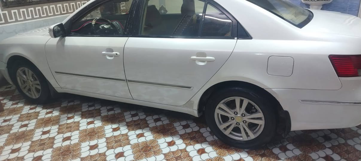 السلام عليكم سوناتا للبيع
2010 حزام بس الباقي كله كفاله كير مكينه بنيد صندوق كله كفاله  ديالى ***********
