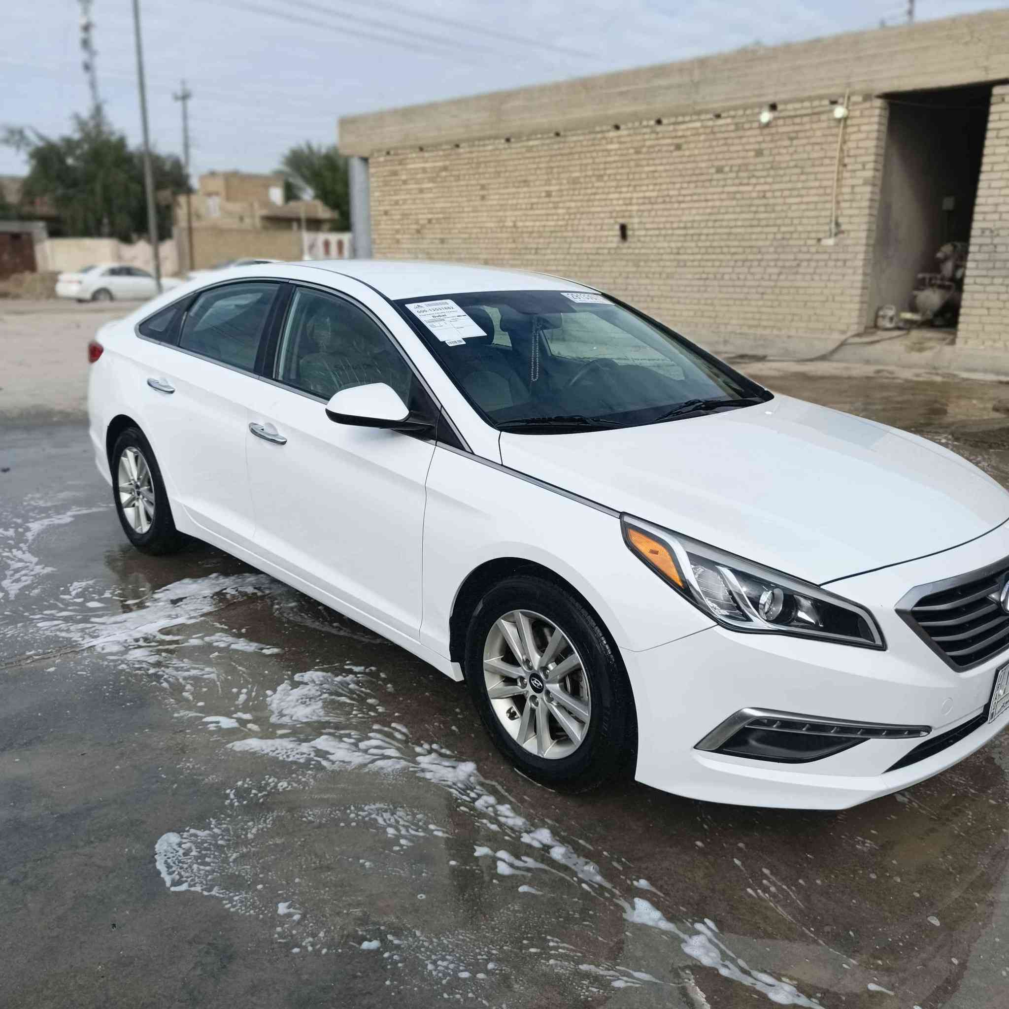 سوناتا امريكيه 2015بسمي مكفولة من مكينه كير حدايه تخم تاير حداديه كله جديد بالجيش حادثة موظح بالصورة بمريكا/130بيهه مجال قليل*********** Singapore
