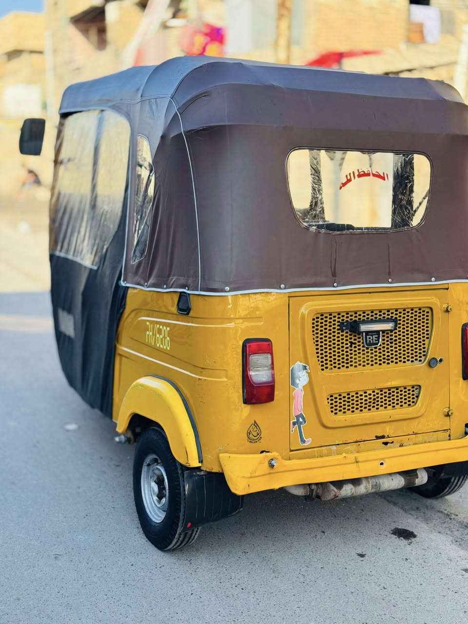 سلام عليكم تكتك البيع موديل 2021 شهر ال11 مكينه مجفته الباقي كفاله  تخم تاير رقم بغداد تحويل ثاني يوم مكان بغداد لسعر 7750 وبيه مجال ***********
