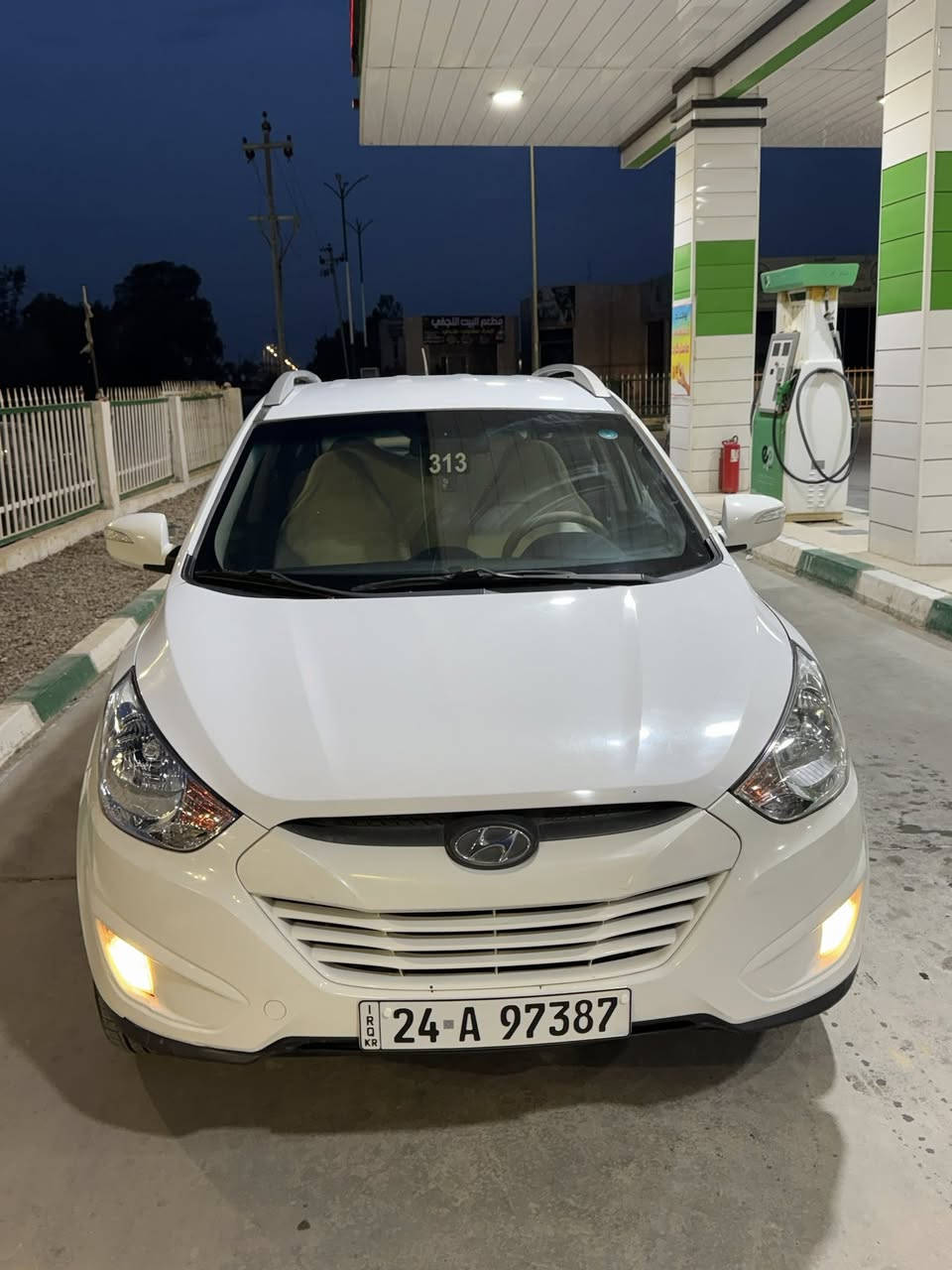 السلام عليكم 

توسان 2013 خليجي

مكفوله ما عدى مكانين بارد

مكينه 2000 دوش

كامره خلفيه

فول تحكم

السياره جاهزه من كلشي 

رقم دهوك بأسمي سنويه لغايه 2031

مداور وكاله حاضر

ترهم مراوس

بابل الطليعه 

‭0786 338 8222‬
