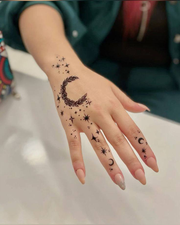 حنة او وشم مؤقت حسب الطلب 
 الحجز ع الواتس اب
 الموقع الگريعات الكويتي


**إذا كنت صاحب هذا الإعلان وتريد حذفه لأي سبب، رجاءا أرسل رسالة إلى الدعم الفني**