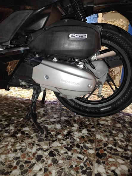 السلام عليكمpcx
جيل ثاني للبيع دراجه ميحتاج اشرح عليها مال رمبه
عنوان مدينه الصدر
رقم الهاتف***********
السعر 18 وبيها مجال قليل للشراي
