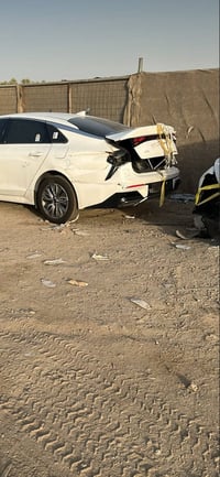 كيا k5 موديل 2024 وارد كوري محرك 1600 حادث مثل ما في الصوره  بدون أربا...